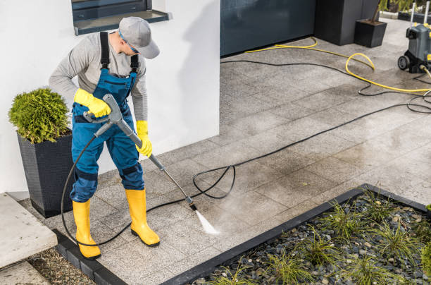 Best Garage Pressure Washing  in Edwardsvle, IL