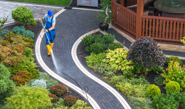 Why Choose Our Certified Pressure Washing Experts for Your Project Needs in Edwardsville, IL?